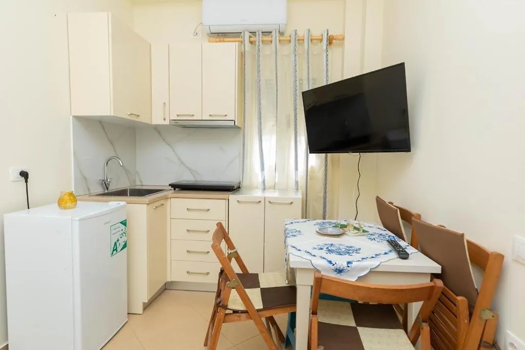 Vlorë Premier Guest House אלבניה